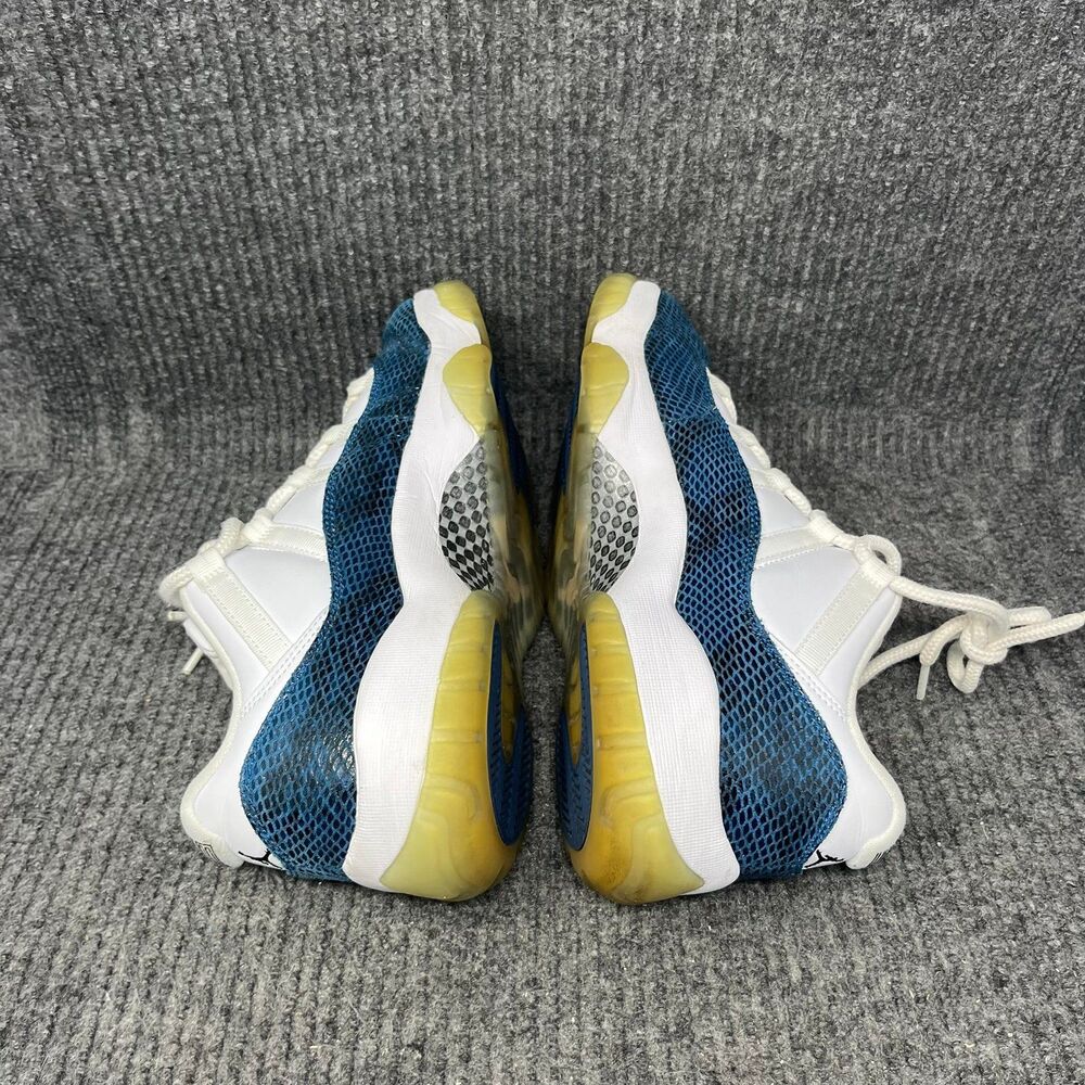 Nike Air Jordan 11 Retro Low Snakeskin Navy Blue White Mens 9.5 CD6846-102 - Picture 5 of 8
